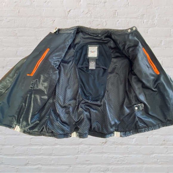 HARLEY-DAVIDSON White and Black Leather Jacket - size Medium - Picture 5 of 14